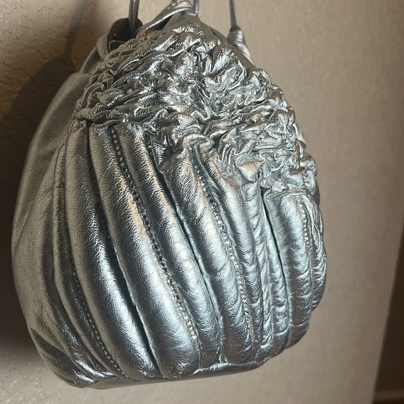 Vintage Rita Diana Mylinka Silver Metallic Crystal Puffer Cinch Shoulder bag - Picture 5 of 14